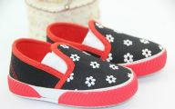 Funny Babies And Children's Shoes 40 Hd Wallpaper