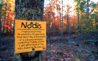 Funny No Trespassing Signs 27 Desktop Wallpaper