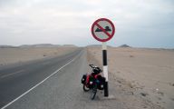 Funny Road Sign 37 Widescreen Wallpaper