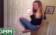 Funny Sexy Selfies Pics 8 Desktop Background